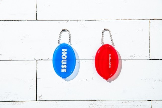 アパレルにマグカップなどの雑貨も仲間入り