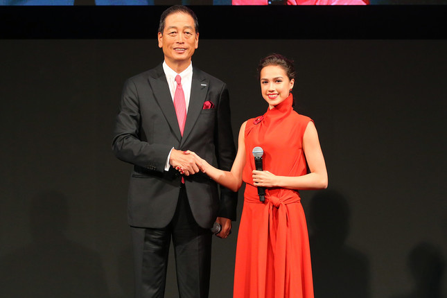 ザギトワ選手は2018年8月1日から「SHISEIDO」とグローバルアンバサダー契約を結んでいる