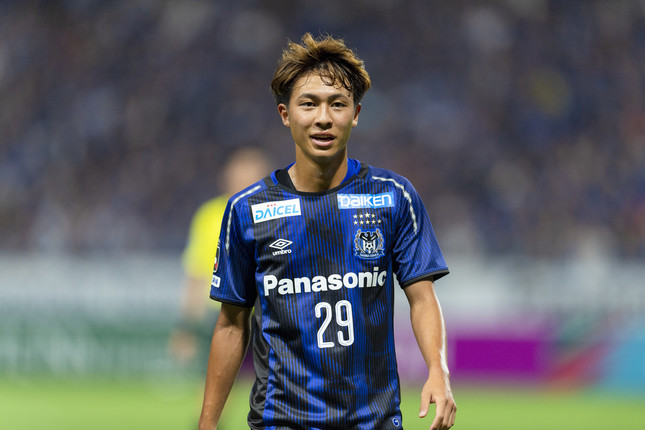 ガンバ大阪でプレーする高江選手　(c) GAMBA OSAKA