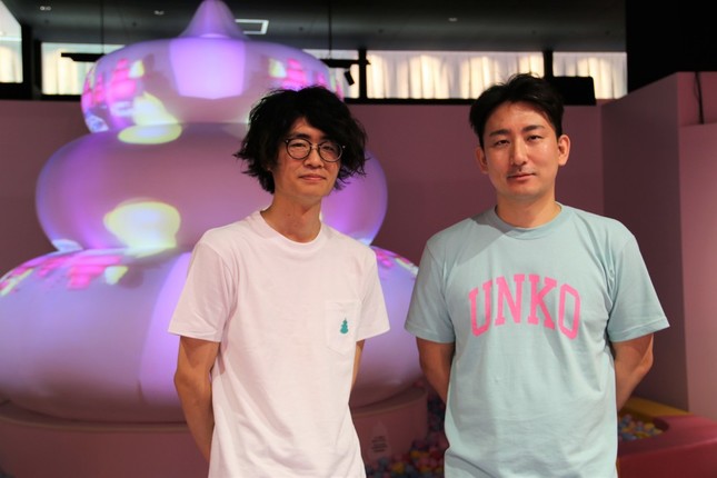 制作プロデューサー・香田遼平さん（左）、総合プロデューサー・小林将さん（右）