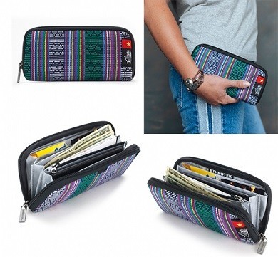 ベトナムの少数民族チャム族が織る柄を使用したバックパック
