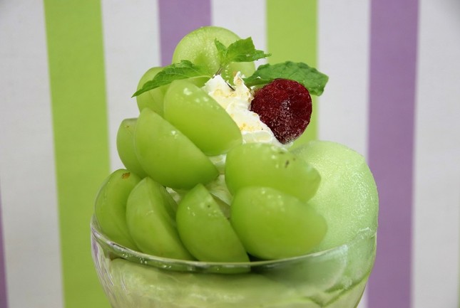 シャインマスカットを7粒分使用