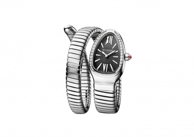 ブルガリのアイコン、セルペンティコレクションからミニモデル登場
