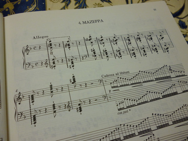 超絶技巧練習曲集に収められている『最終版』のピアノによるマゼッパの楽譜