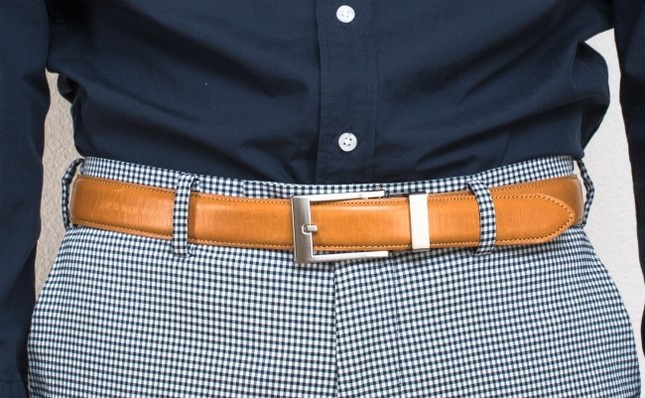 大人の男性のためのスライド式バックルベルト
