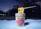 「星空の下のカップヌードル」写真が芸術的　「マイナス11度」撮影の舞台裏