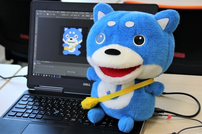 10分ほどでドット絵カス丸が完成