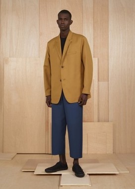 草木花からインスピレーションを受けたリラックスしたスタイルを提案