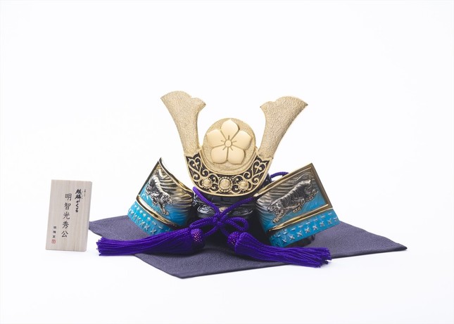 鋳物の町・高岡発、「麒麟がくる」明智光秀の兜を再現