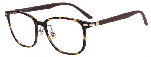 様々なファッションやシーンに合わせやすい豊富なラインアップ
