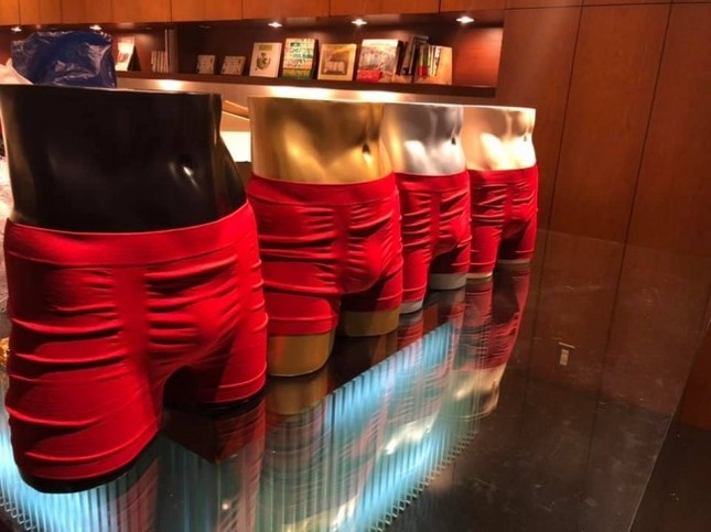 台風直後、赤いパンツ1050枚以上寄付したザミラ