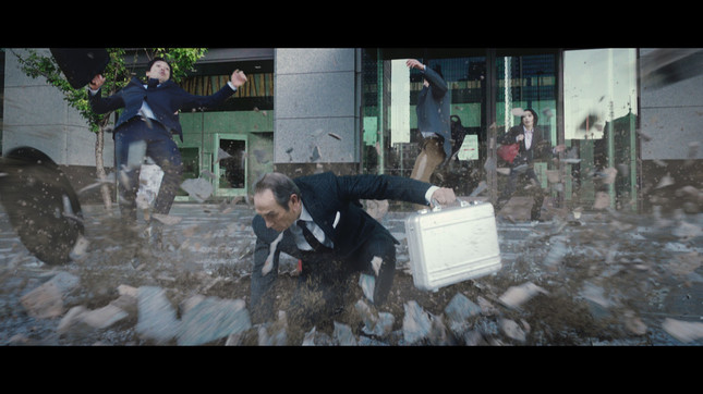 すごい勢いで地上に着地