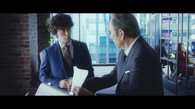 滝藤賢一さんも同僚役で出演