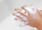 SixTONESにA.B.C-Zが「手洗いダンス」　すりすり、ごしごし、親子一緒にコロナ予防