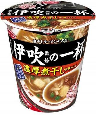 大量の煮干しを使用