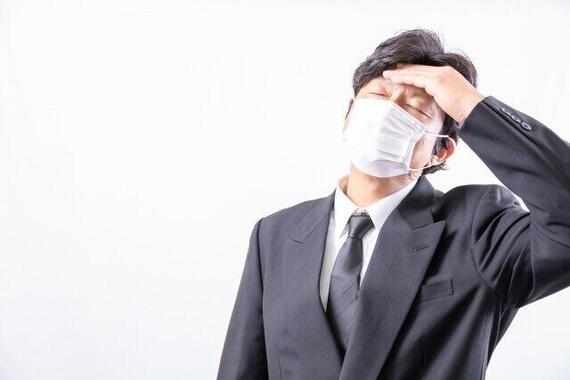 夏場のマスク着用に心配や悩みの声が広がっている（画像はイメージ）