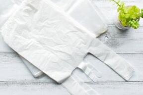 レジ袋有料化から半月、客も店員も「困った」