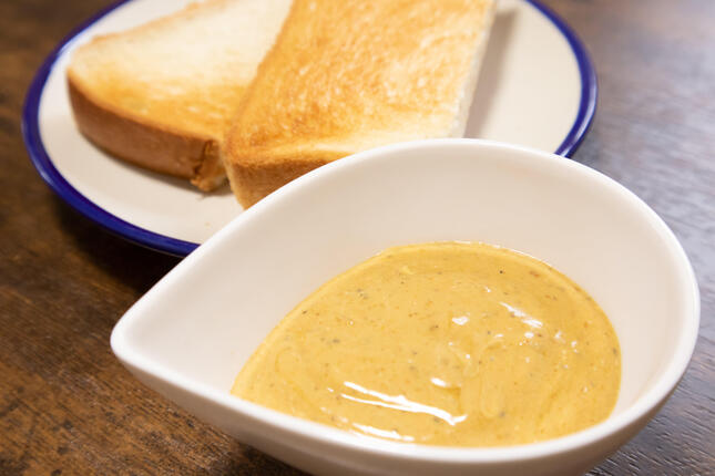 軽食やつまみのお供に良さそうな「ディップカレー」