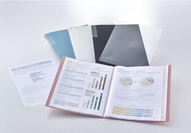 クリアーファイルは4色展開