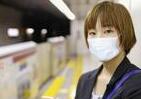 都営大江戸線「7割運行」で激混み　感染者2447人の東京で密な車内が心配