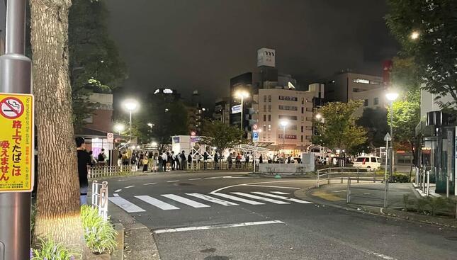 奥までつづいているのがわかる　同時刻撮影