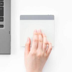 スマホ感覚でパソコンを操作できる
