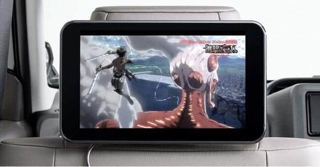 タクシーアプリ「S.RIDE」で呼べる「進撃のタクシー」