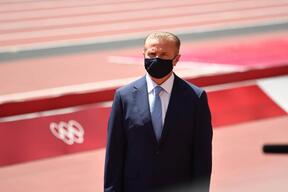 東京五輪・陸上男子棒高跳の表彰式に登場したブブカ氏（写真：松尾/アフロスポーツ）