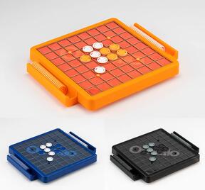 オセロ 白黒の石が斬新カラーに変身 3色のバリエーション