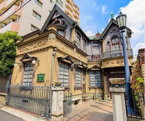 北千住のランドマーク「大橋眼科」　（「ノルデステ」のリリースから）