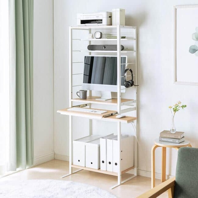 棚板やトレー、フックも重質