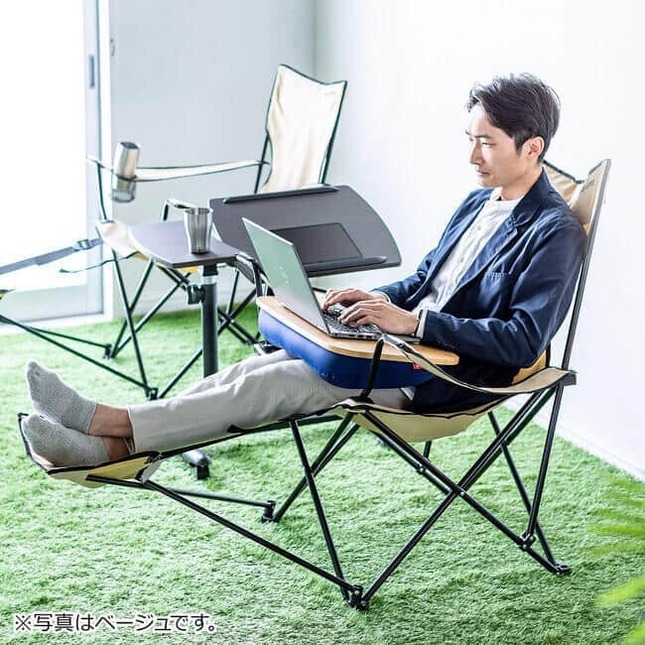 ベージュのほかグリーンを用意、オットマン付きも