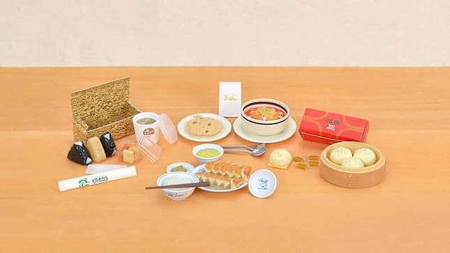 ご当地チェーンの人気メニューが手のひらサイズに