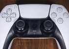 PS5「DualSense」9000円以上に　値上がりし続けるコントローラー