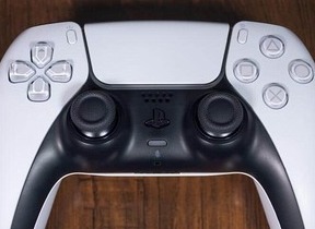 値上がりした新型PS5発売　旧型の転売価格「便乗」にご用心