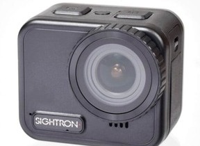 水深21mの水中撮影が可能　完全防水アクションカメラ