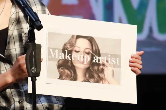 参加者が発表した夢（2025年8月4日撮影）