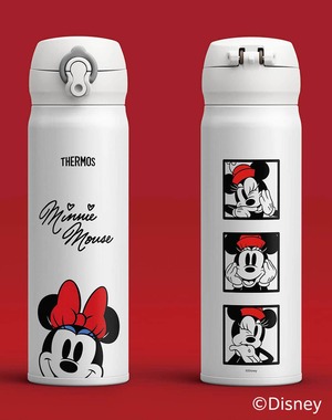 ミッキーたちと楽しく・おいしくドリンクを味わえる
