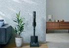 東芝の自動ゴミ収集機能付きスティッククリーナー　シリーズ史上最強の吸引力
