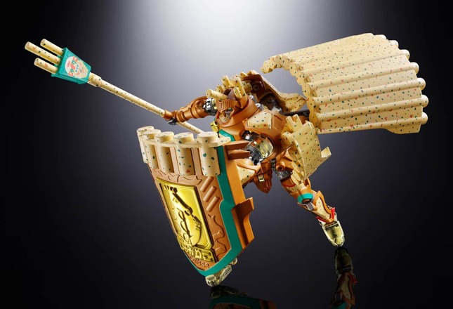 じゃがりこから絢爛な出で立ちの騎士王へ華麗に変形
