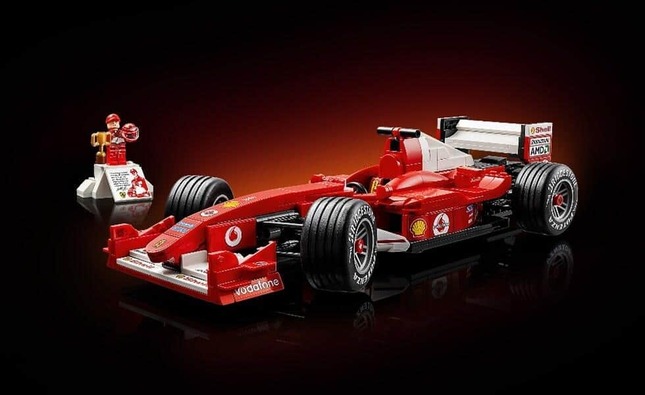 伝説のF1マシン「Ferrari F2004」がシューマッハとともにレゴセットで復活
