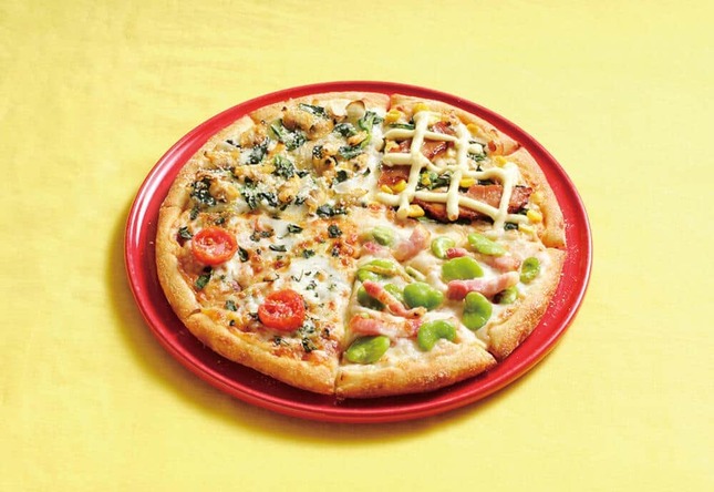 春を感じる旬の食材をクワトロ・ピザで