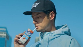 ダルビッシュ有選手が「アーモンド・ブリーズ」のCMに出演