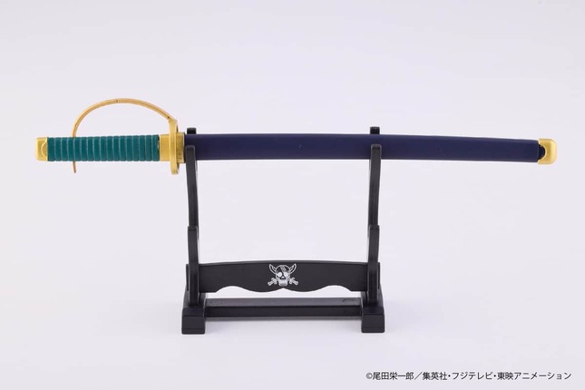 刃紋や鍔などをリアルに再現