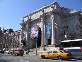 アメリカ自然史博物館＝Photos：Mari Sakamoto ＆（C）AMNH / R Mickens