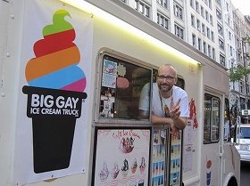 「ザ・ビッグ・ゲイ・アイス・クリーム・トラック」。明るく、てきぱき、ダグさんあってのこの店です