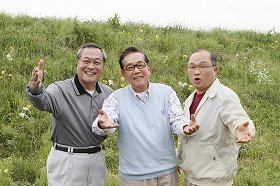 素晴らしいチームワークを見せた小野武彦さん、北村総一朗さん、斉藤暁さん