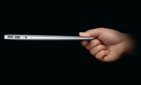 アップルからノートPC「MacBook Air」の最新モデル