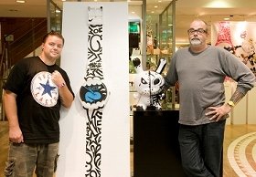 「kidrobot for swatch」発売記念イベントでMAD、コジックがアートパフォーマンスを披露