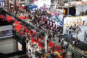3万3000人超がゲーム＆イベントでフィーバー、幕張メッセで「アミューズメントマシンショー」開催